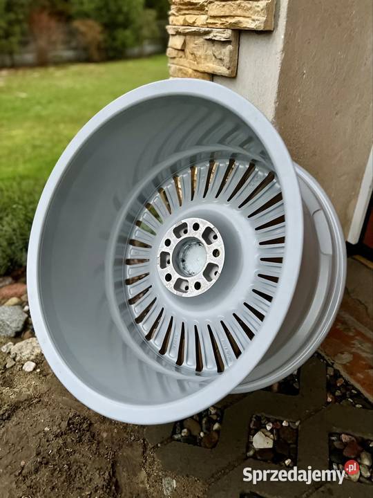 Oryginalne felgi BMW Styling 176 19 9J 10J ET24 łódzkie Sieradz