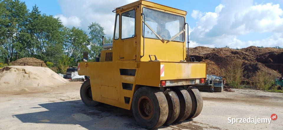 Walec ogumiony BOMAG BW 16 R 82 t nie Izabelin