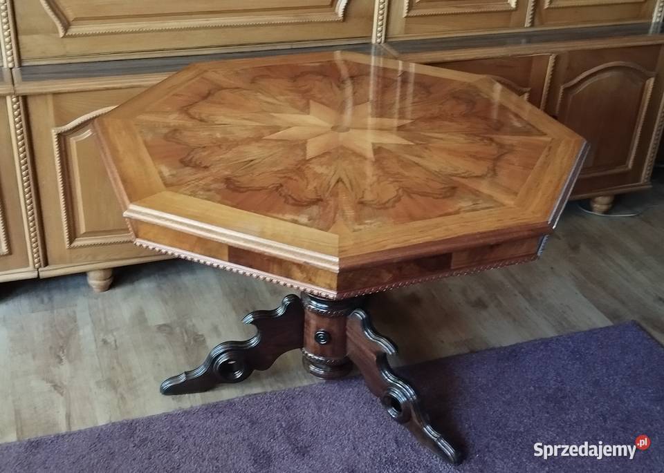 Piękny duży drewniany stół do jadalnisalonu Olsztyn