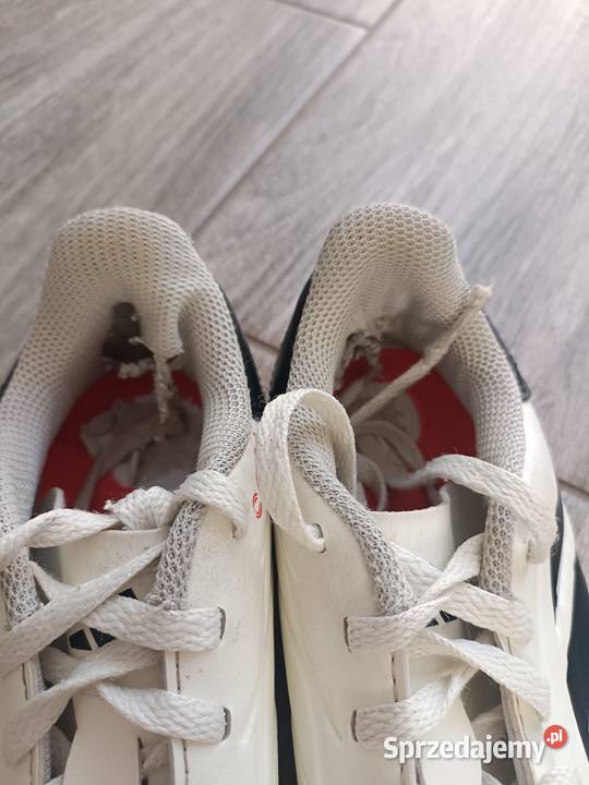 Halówki Adidas rozmiar 35 chłopięc sznurowane Rozmiar 35 Tczew sprzedam