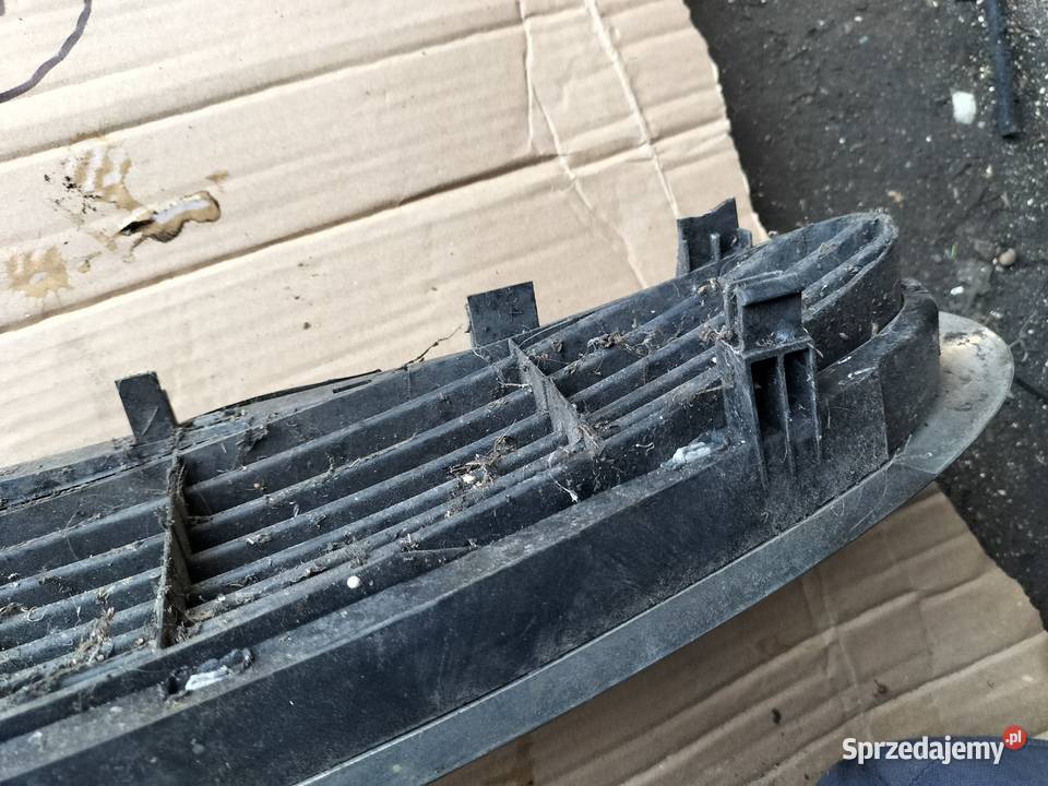 ATRAPA GRIL FORD MONDEO MK2 Kamień-Kolonia