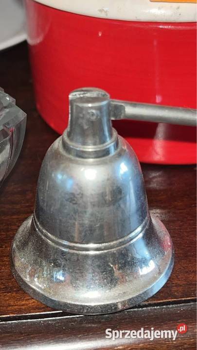 Kapturek do gaszenia świec Z metalu w srebrnym