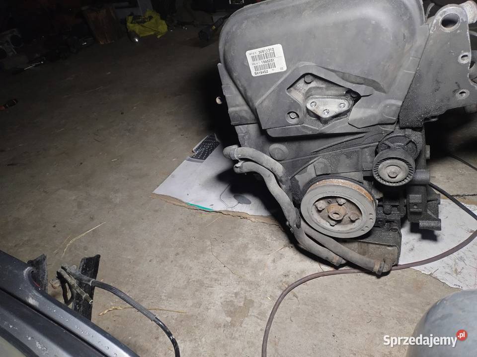 Silnik Volvo V40 S40 18 części czytać opis