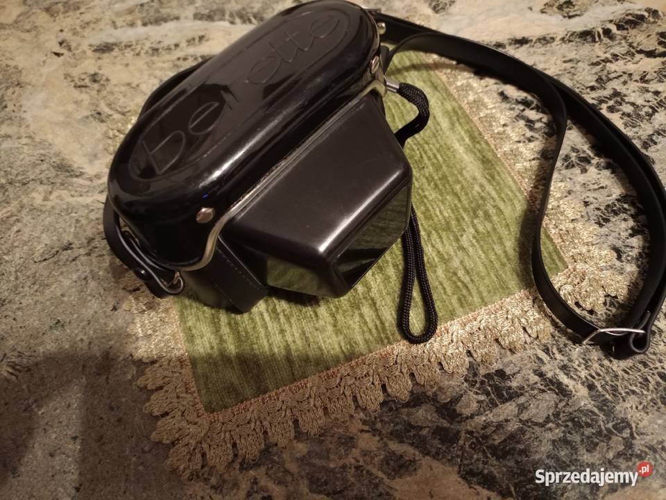 Dwa Zabytkowe Aparaty Kodak i Beirette Vintage