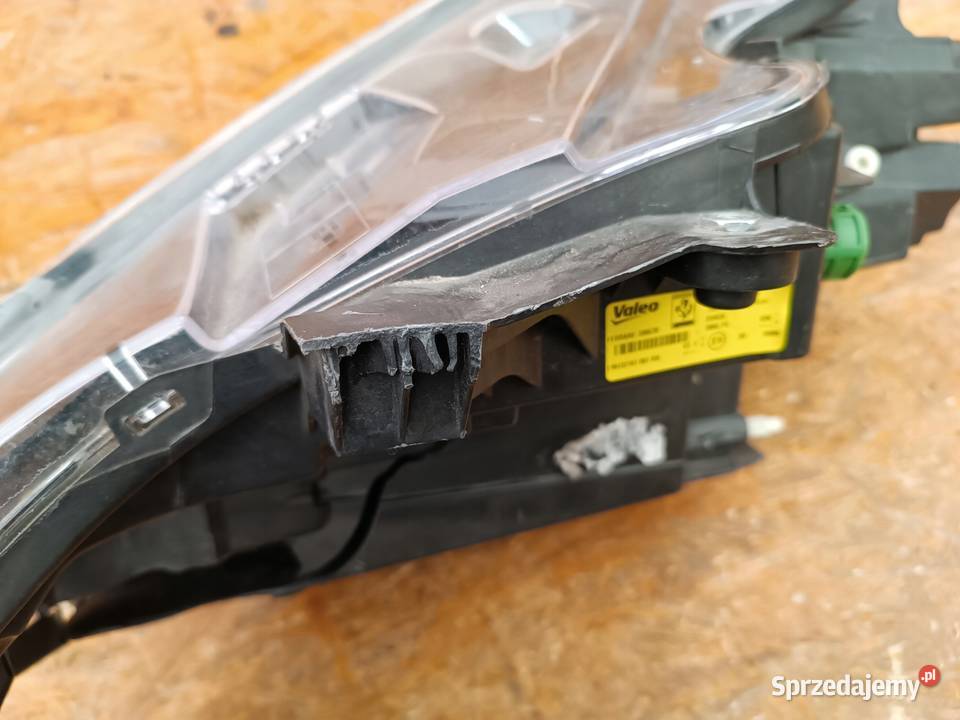 LAMPA PRAWY PRZÓD EU FERRARI 812 SUPERFAST Nowy Tomyśl