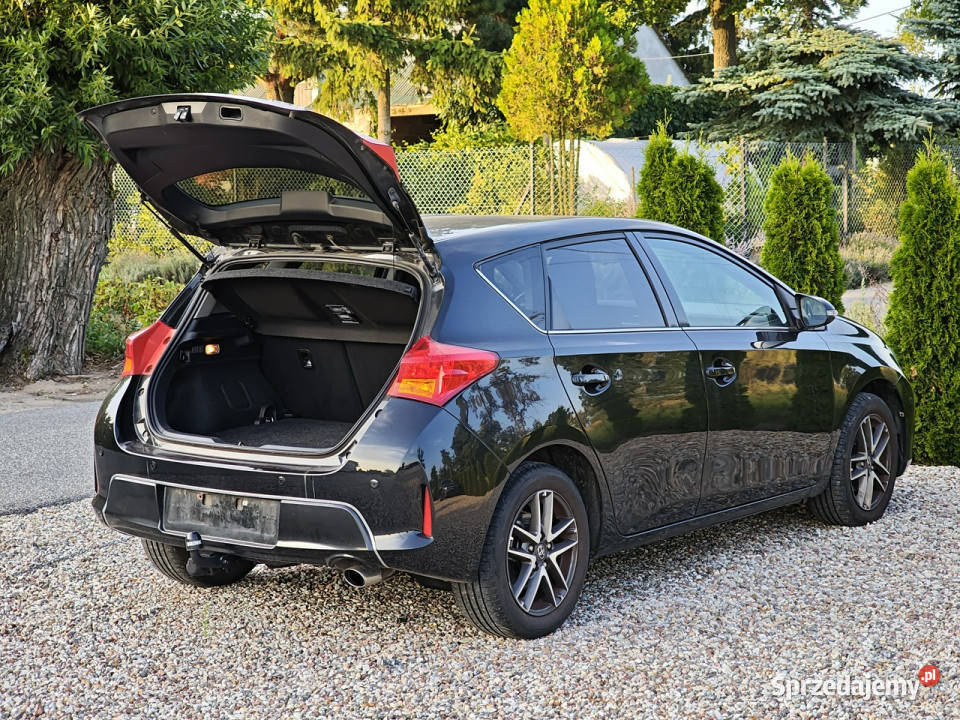 Toyota Auris II 2012 nieuszkodzony