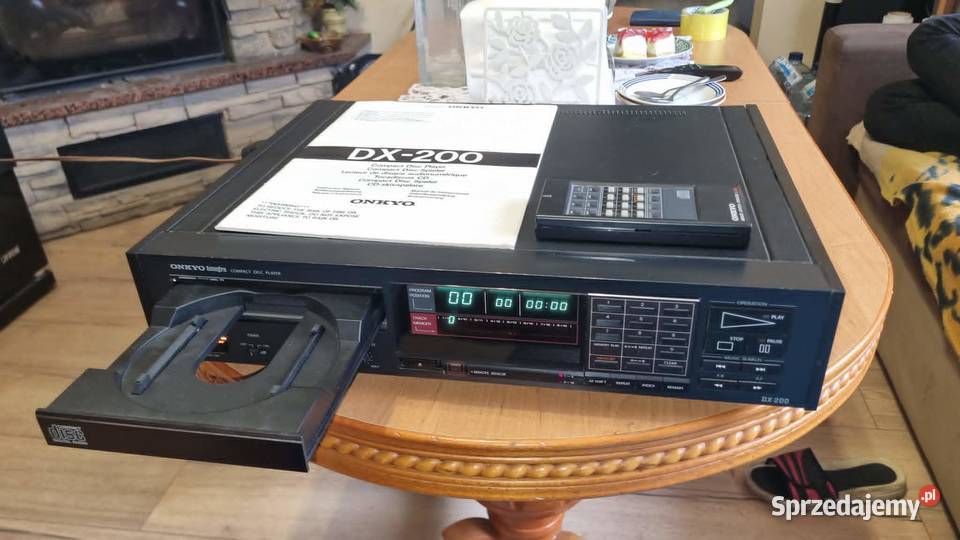 Wybitny odtwarzacz CD Onkyo Integra DX200 z łódzkie