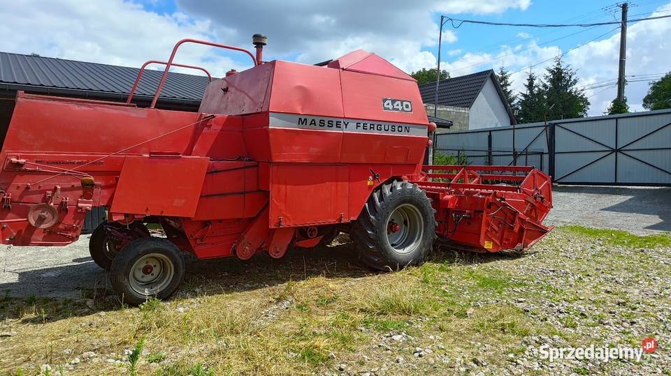 Massey Ferguson 440 3 m sieczkarnia kabina nieuszkodzony Kunów