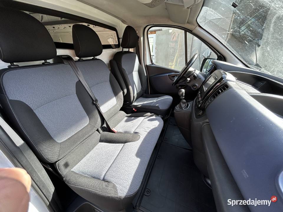 Opel Vivaro 2015 506000km warmińsko-mazurskie