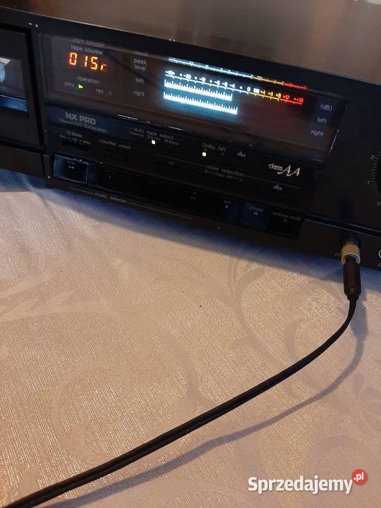 Magnetofon Technics RS B605