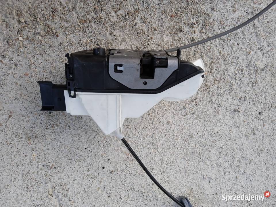 Zamek drzwi przód lewy Peugeot 301 CElyse osobowe Drzwi Łódź