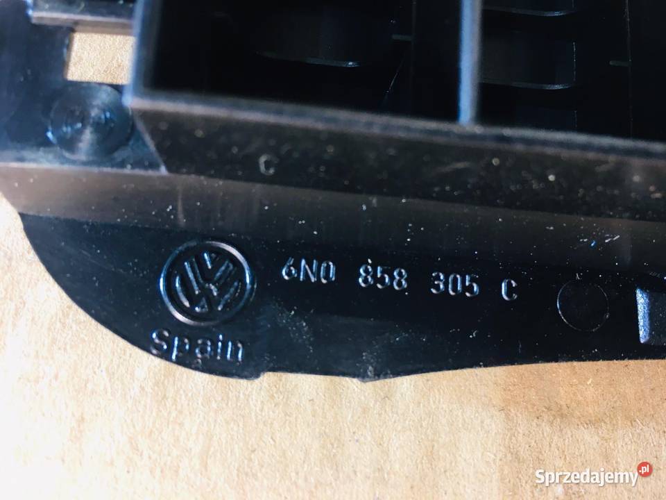 Panel nawiewu vw lupo volkswagen lupo polo 3 Ogrzewanie, wentylacja i klimatyzacja Ogrzewanie, wentylacja i klimatyzacja zachodniopomorskie Szczecin