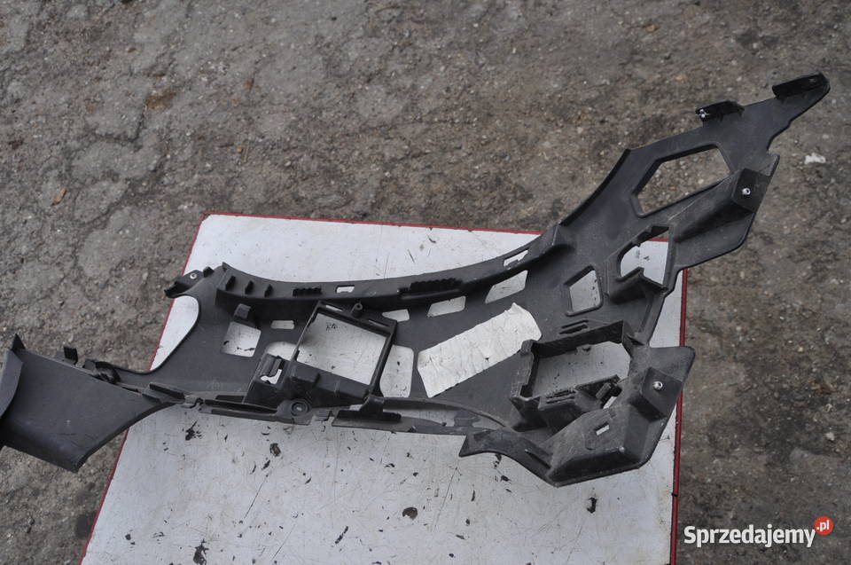 ŚLIZG ZDERZAKA PRAWY PRZÓD MERCEDES W213 sprzedam