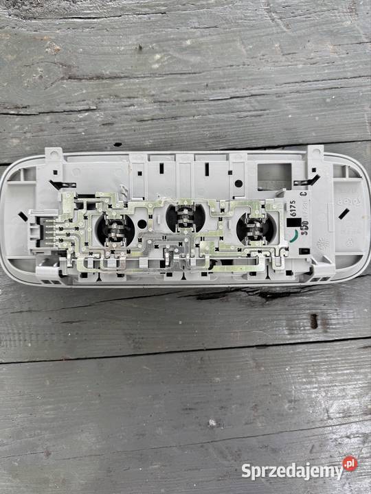 Lampka Wewnętrzna Volkswagen Passat B6 3c0947291 Wyposażenie wnętrza