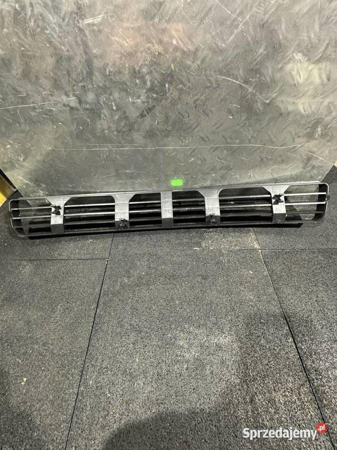 Dolna kratka zderzaka audi a4 b5 przed lift osobowe Zderzaki Cedry Wielkie