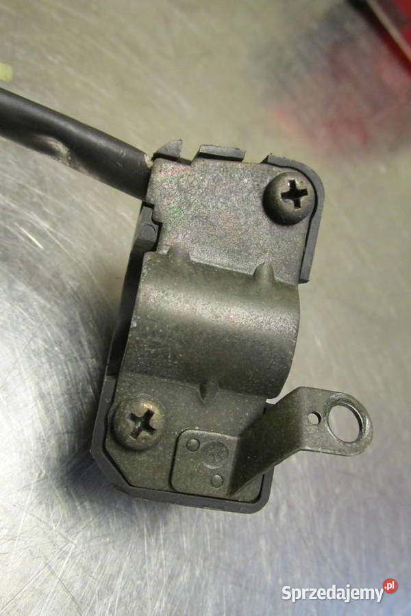 Prawy przełącznik Yamaha TDR 125 02r Elementy nadwozia Sandomierz