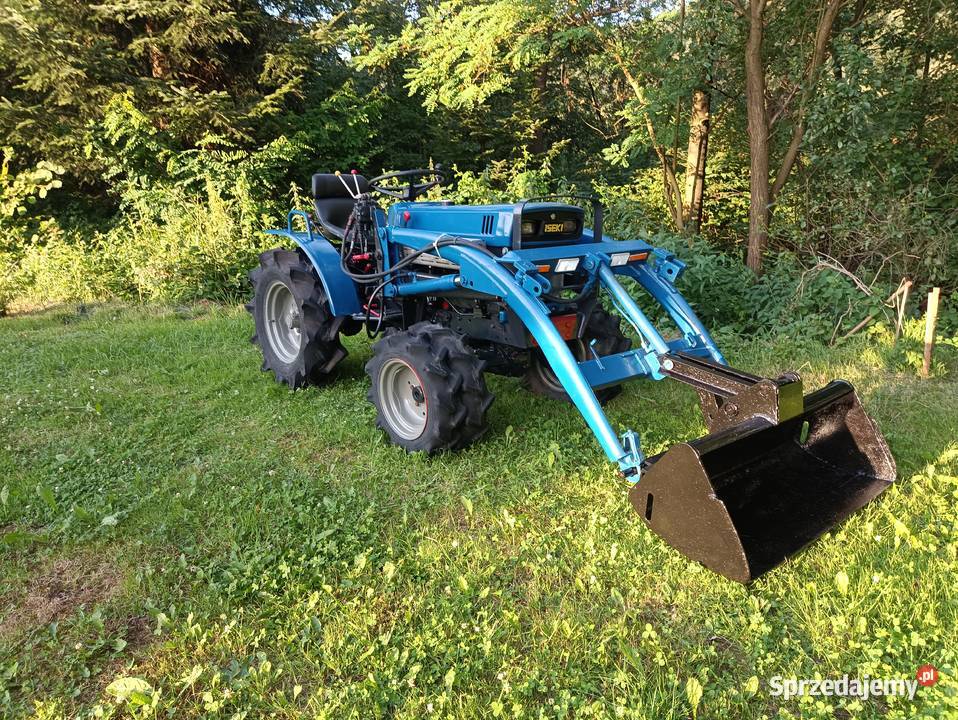 ISEKI TX1300 4x4 z ładowaczem czołowym małopolskie Tarnawa Dolna