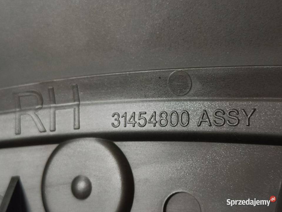VOLVO XC60 II 18 LISTWA NAKŁADKA BŁOTNIKA PRAWY sprzedam