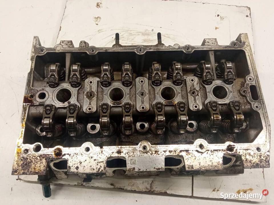 GŁOWICA KOMPLETNA 04E103064L 12 TSI Skoda Rapid