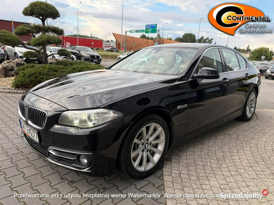 BMW 525 4x4bogate wyposażenie F10 20092017 światła przeciwmgielne Żory