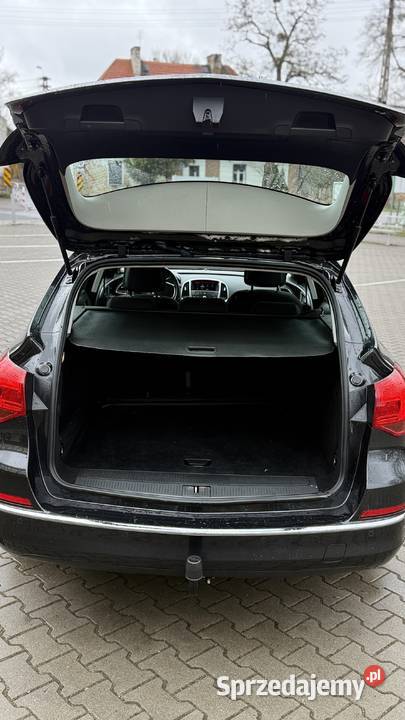 Opel Astra J Sports Tourer 16 CDTI 110 Webasto isofix