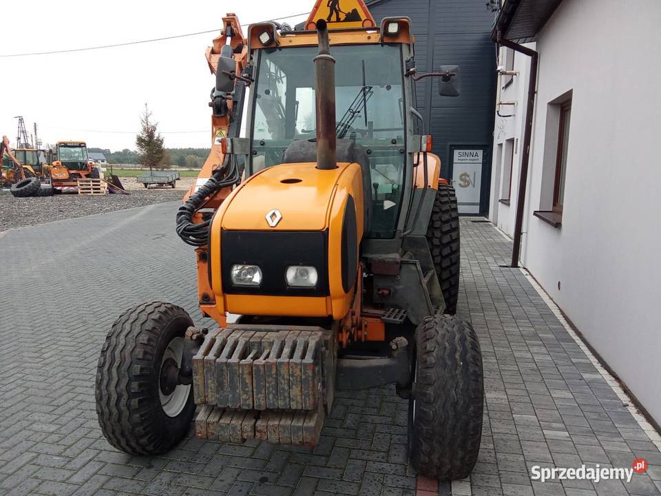 Renault ergos z kosiarka bijakowa mulczerem na Turek