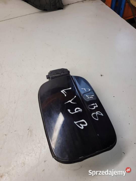 KLAPKA WLEWU PALIWA AUDI A4 B8 8K0809999D LY9B śląskie Przystajń