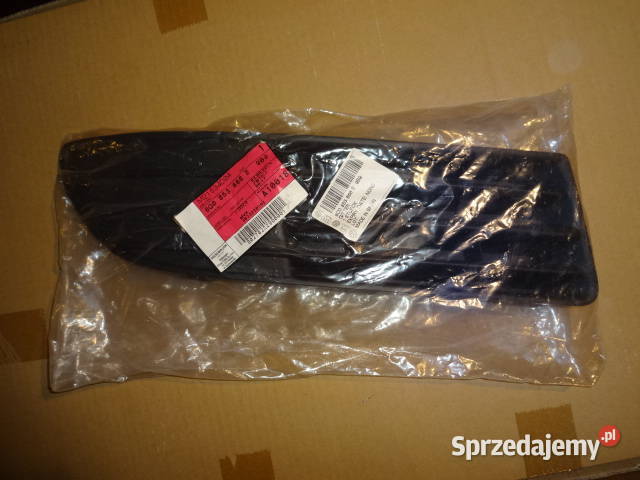 ATRAPA KRATKA Prawa VW POLO 9N3 05 6Q0 853 666 E osobowe śląskie Nakło Śląskie