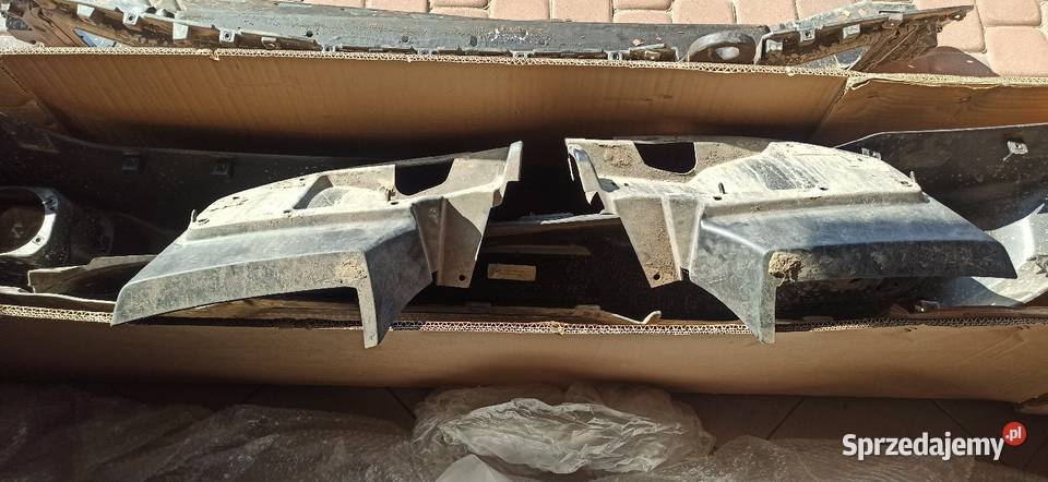 Zderzak przedni jeep wrangler JL z oświetleniem