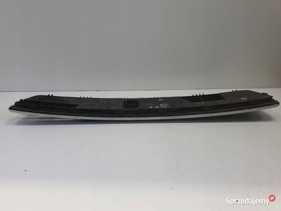 Audi A4 B5 PRZEDNIA ATRAPA grill gril 8D0853651A Janów