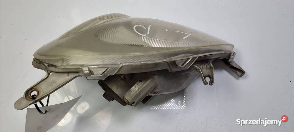 LAMPA LEWA PRZÓD TOYOTA YARIS I