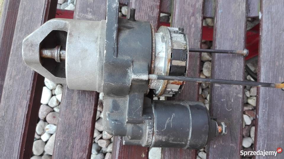 Ciagnik Ursus C385 Zetor Glowica rozrusznika Zbiersk