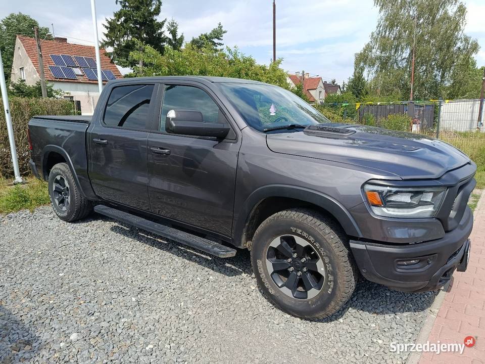 Ram 1500 Rebel 57 hemi Wrocław sprzedam