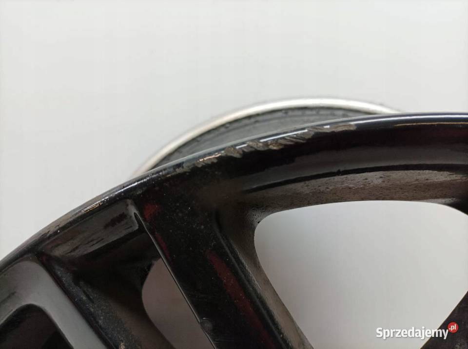 FELGA ALUMINIOWA R18 5X112 ET45 OC57MM 85JX18