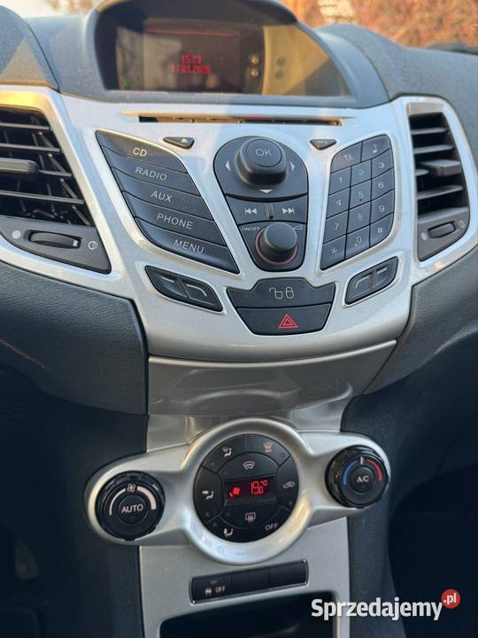 Ford Fiesta Sport pakiet ST Dąbrowica