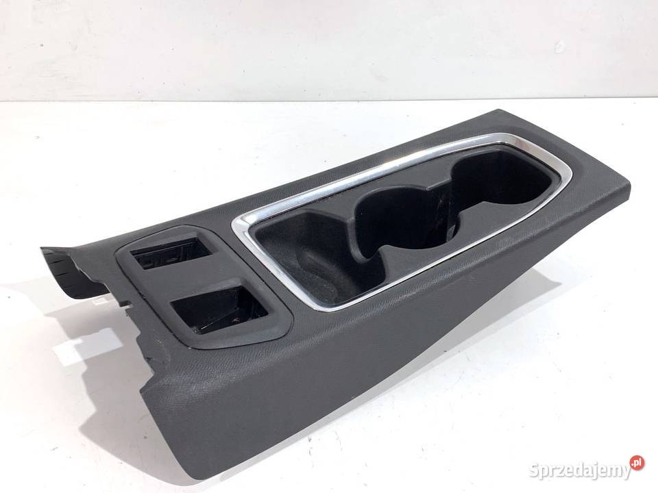 UCHWYT NA NAPOJE OPEL CORSA F 9829538980