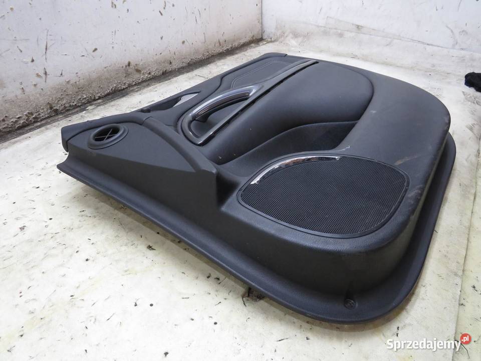 BOCZEK TAPICERKA DRZWI PRAWY PRZÓD SKÓRA ZAFIRA osobowe