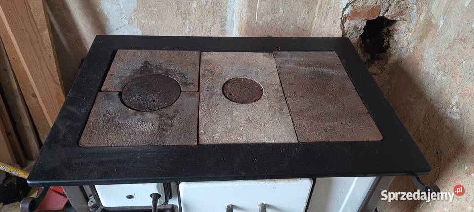 Stary piec kuchenny węglowy Andrespol