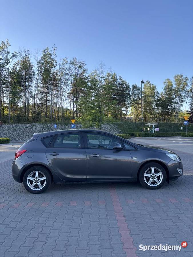 Opel Astra 14 Turbo Katowice
