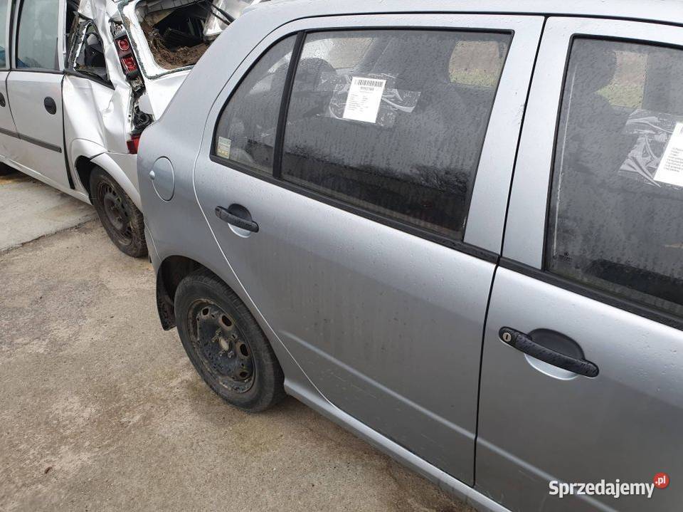 DRZWI PRAWE TYŁ SKODA FABIA I LF7U Lipno