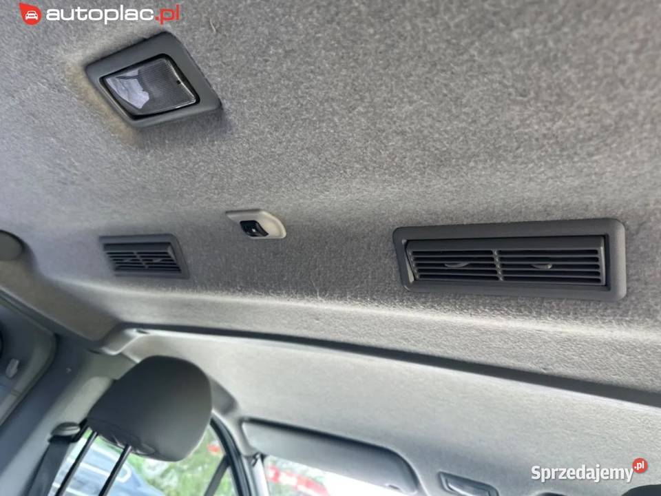 Opel Vivaro Opel Vivaro kampervan 7 osobowy 3 x