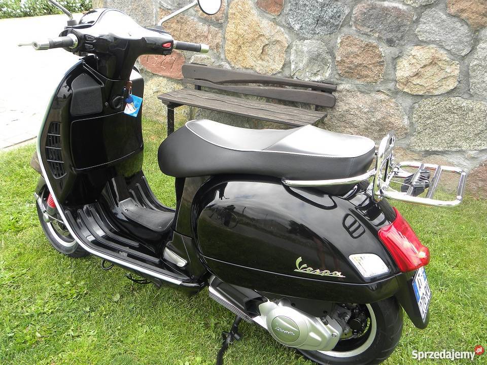 PIAGGIO VESPA GTS 125 IE 2010 R 13500 PRZEBIEG Rawa Mazowiecka
