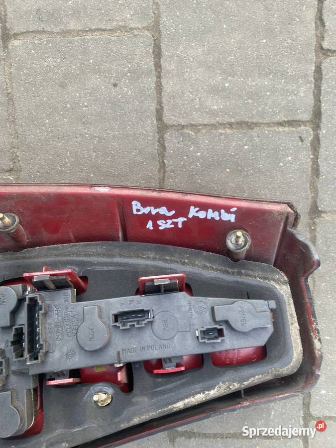 Lampa Tylna Prawa VW Golf IVBora Kombi 38840751 Lampy tylne Ostrów Wielkopolski