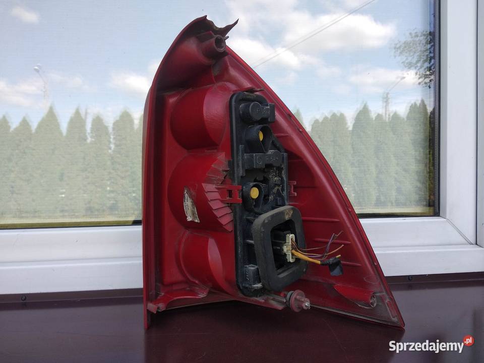 Peugeot 307 SW kombi LIFT FL lampa tył tylna Sieradz