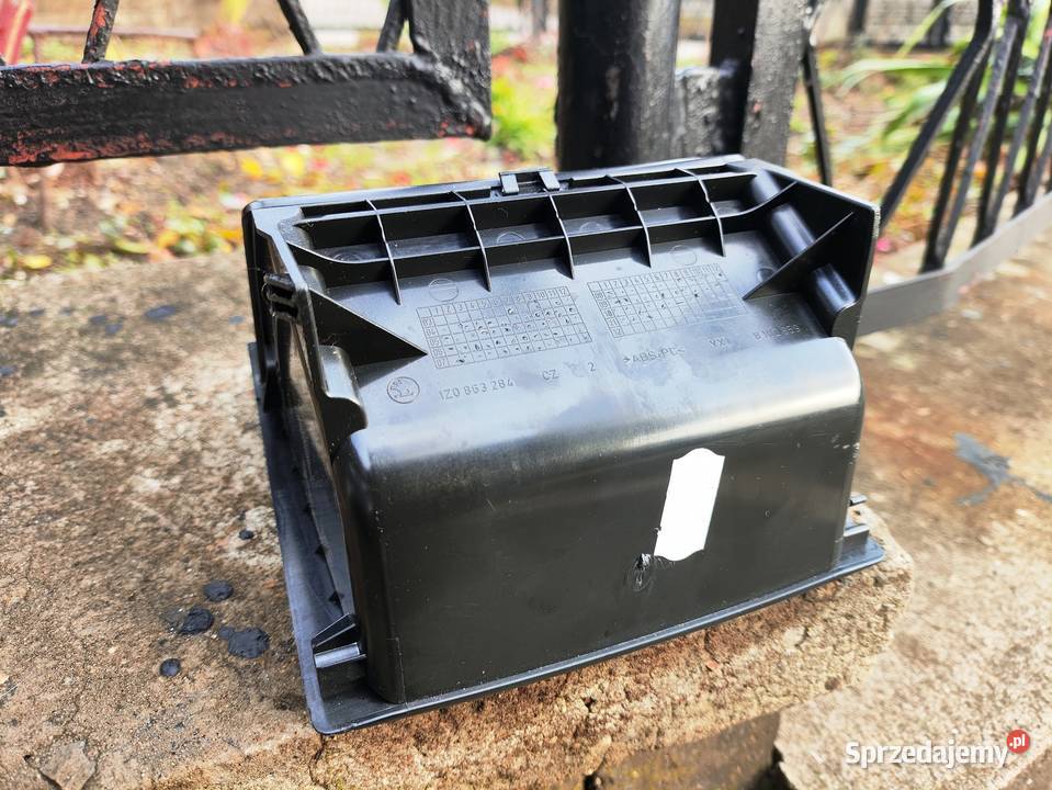 Popielniczka tylna schowek Skoda Yeti Wysyłka Niegowonice sprzedam