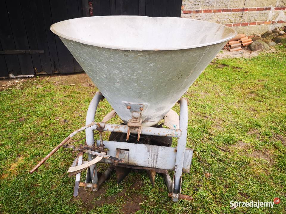 Rozsiewacz nawozu Agromet Stryjno