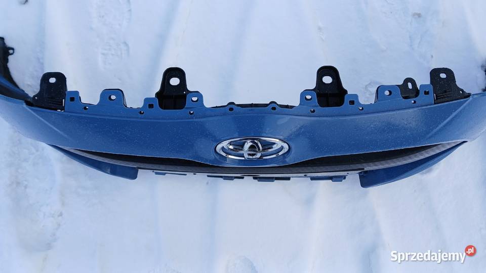 Toyota YARIS 4IV Zderzak grilatrapakratka przód Łask