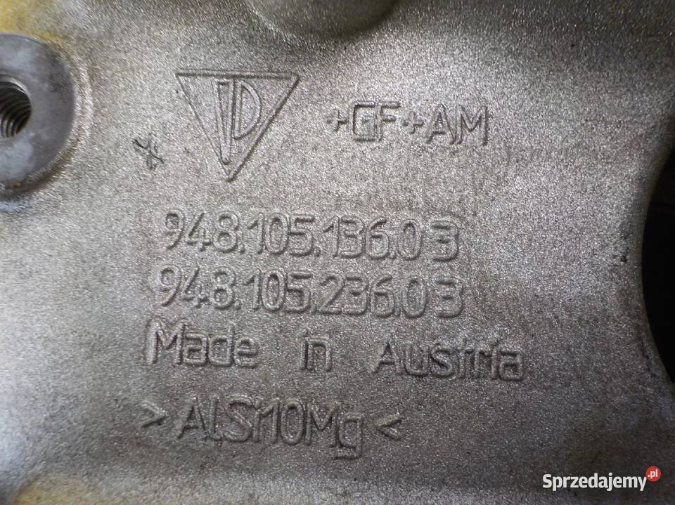 PORSCHE CAYENNE 48 V8 09r 385 M48 M4801 pokrywa sprzedam