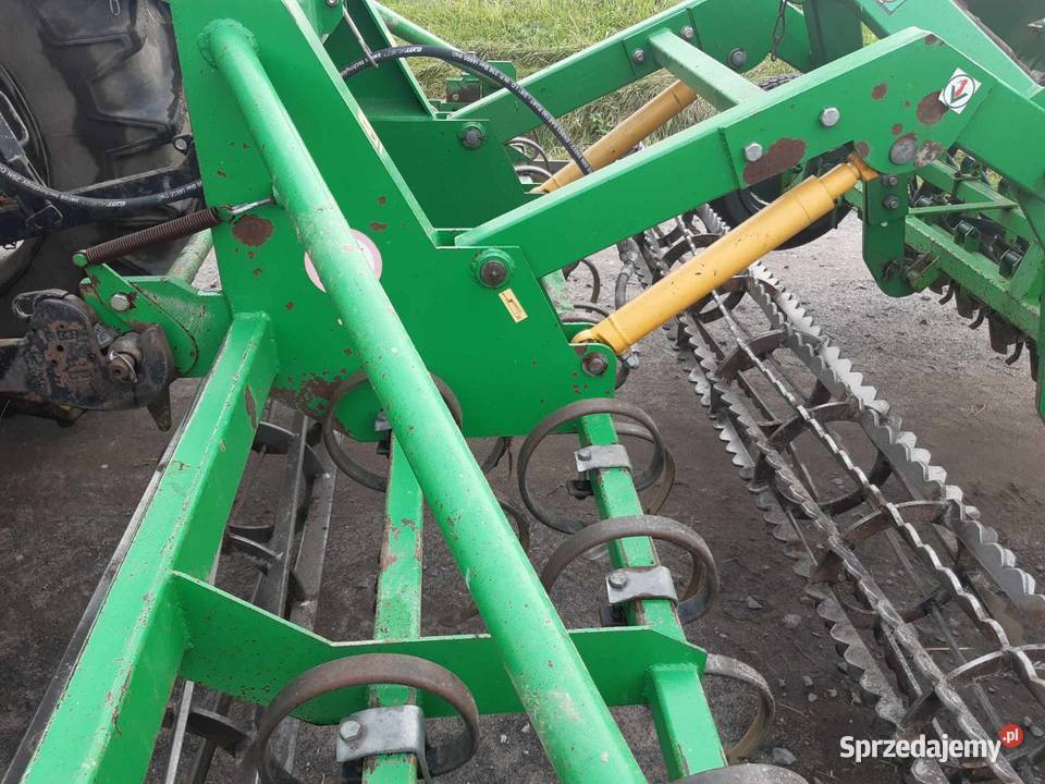 Agregat uprawowo siewny 3m