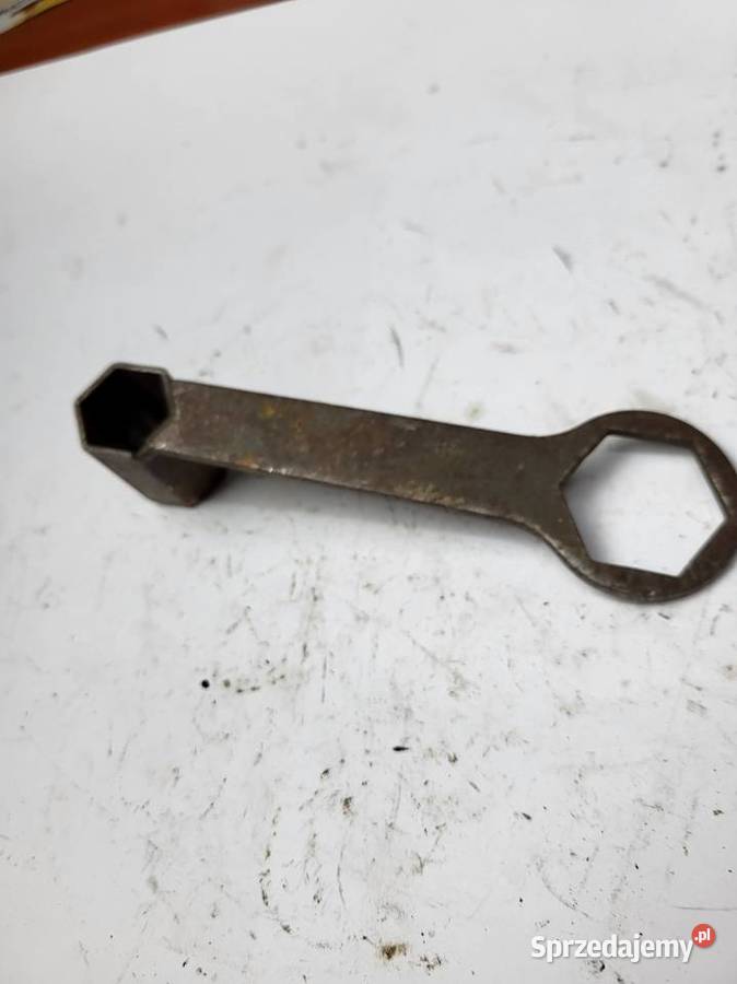 klucz do świec na świece 22 stary model świec Rybnik